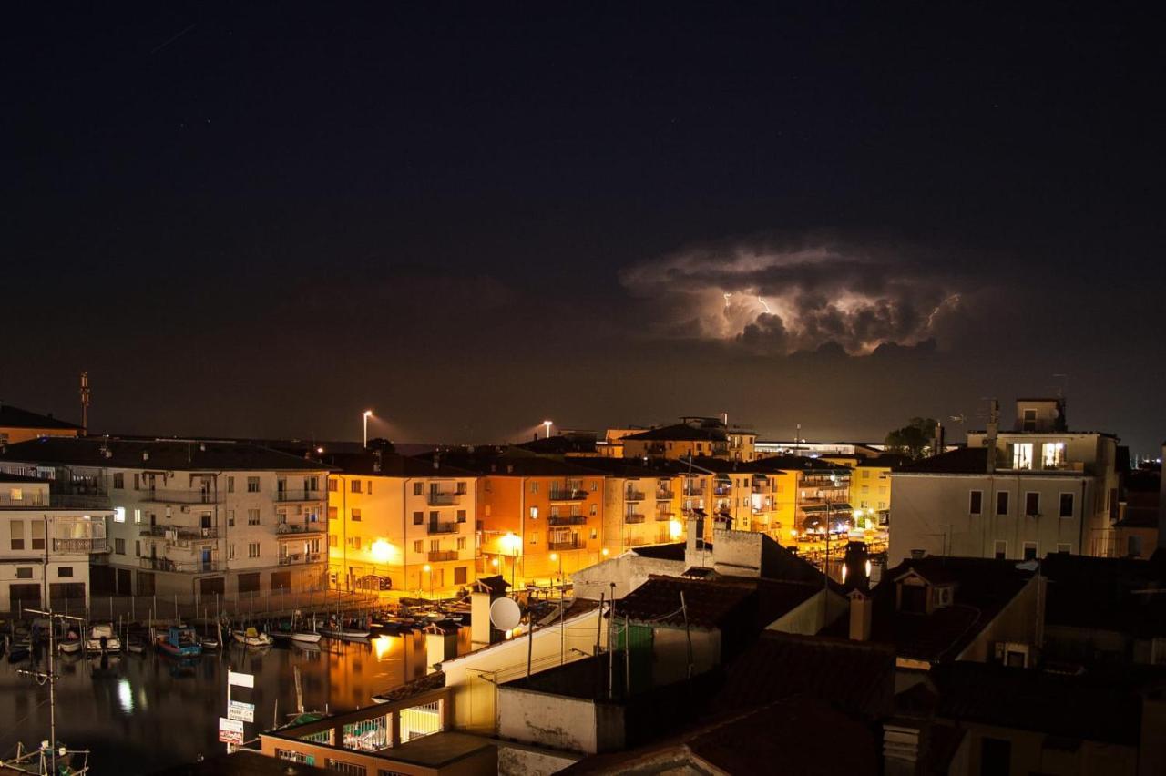 Mansarda Settimo Cielo Lejlighed Chioggia Eksteriør billede